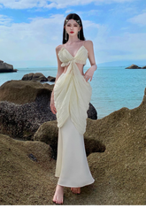Asymmetrisches, plissiertes Meerjungfrauenkleid mit hohler Taille, Urlaubskleid